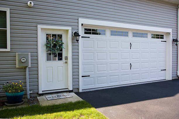 24/7 Emergency Garage Door Panel Replacement experts in Coffee County County, AL